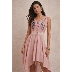 SoHo Chiek Pink Embroidered Lace Hi-Low Dress – Size L